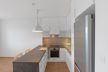 Pronájem bytu 2+kk v osobním vlastnictví 57 m², Praha 9 - Horní Počernice