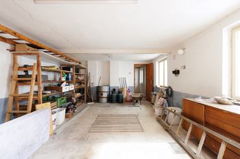 garaz - Prodej domu 95 m², Unhošť