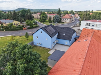 Prodej domu 304 m², Vroutek