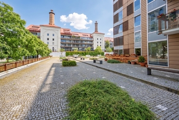 Rezidence Korunní dvůr - Prodej bytu 3+kk v osobním vlastnictví 83 m², Praha 10 - Vinohrady