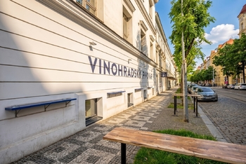 Infrastruktura - Prodej bytu 3+kk v osobním vlastnictví 83 m², Praha 10 - Vinohrady