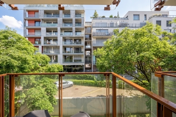Klidný a zelený vnitroblok - Prodej bytu 3+kk v osobním vlastnictví 83 m², Praha 10 - Vinohrady