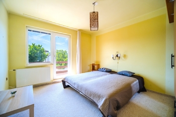 Ložnice 1 - Prodej domu 412 m², Doksy