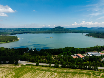 Máchovo jezero - Prodej domu 412 m², Doksy
