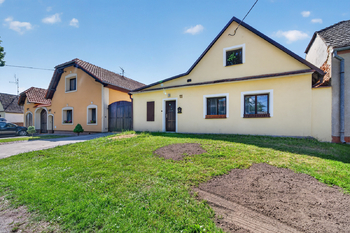 Prodej domu 110 m², Zálší