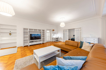 Prodej bytu 4+1 v osobním vlastnictví 133 m², Praha 5 - Smíchov