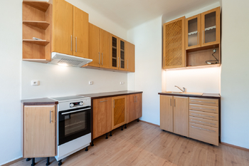 kuchyň - Pronájem bytu 2+1 v osobním vlastnictví 72 m², Vsetín