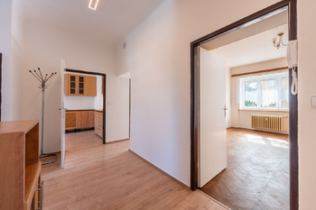 vstupní prostor  - Pronájem bytu 2+1 v osobním vlastnictví 72 m², Vsetín