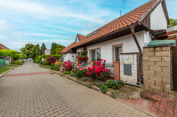 Prodej domu 160 m², Praha 5 - Lipence
