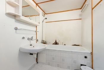 Koupelna - Prodej bytu 3+kk v osobním vlastnictví 62 m², Praha 4 - Chodov