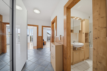 Prodej bytu 2+1 v osobním vlastnictví 69 m², Nová Role