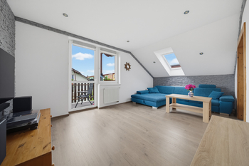 Prodej bytu 2+1 v osobním vlastnictví 69 m², Nová Role