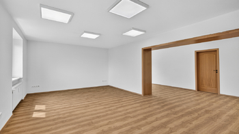 obývací pokoj - Pronájem bytu 4+1 v osobním vlastnictví 144 m², Most 