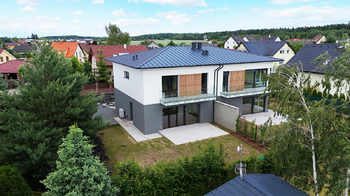 Pronájem domu 194 m², Babice
