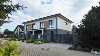 Pronájem domu 194 m², Babice