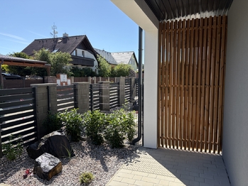 Pronájem domu 194 m², Babice