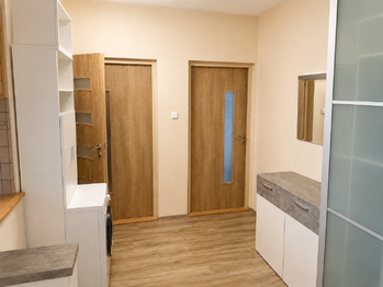 Prodej bytu 2+1 v osobním vlastnictví 69 m², Karlovy Vary
