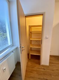 Pronájem bytu 1+1 v osobním vlastnictví 40 m², Praha 6 - Břevnov