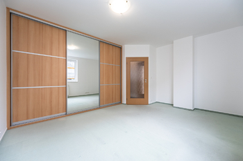 Prodej bytu 2+kk v osobním vlastnictví 52 m², Praha 5 - Stodůlky