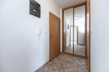 Prodej bytu 2+kk v osobním vlastnictví 52 m², Praha 5 - Stodůlky