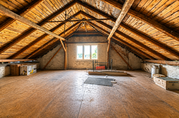 půda - Prodej domu 200 m², Dolní Lutyně
