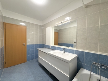 Pronájem bytu 3+kk v osobním vlastnictví 126 m², Praha 9 - Vysočany