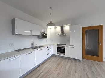 Pronájem bytu 3+kk v osobním vlastnictví 126 m², Praha 9 - Vysočany