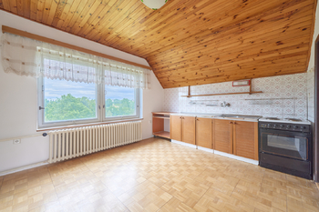 Prodej domu 240 m², Červený Kostelec