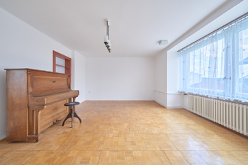 Prodej domu 240 m², Červený Kostelec