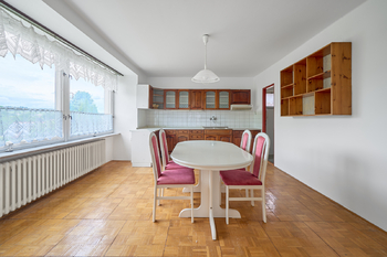 Prodej domu 240 m², Červený Kostelec