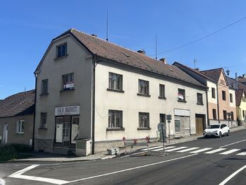 Prodej domu 320 m², Postupice