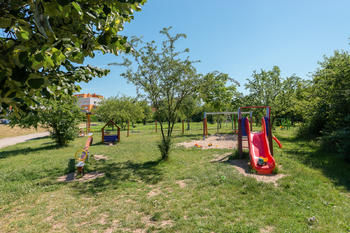 Prodej bytu 3+kk v osobním vlastnictví 79 m², Praha 9 - Kyje