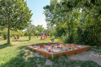 Prodej bytu 3+kk v osobním vlastnictví 79 m², Praha 9 - Kyje