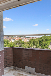 Prodej bytu 3+kk v osobním vlastnictví 76 m², Praha 2 - Nusle