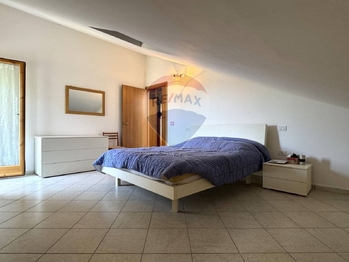 Prodej bytu 3+kk v osobním vlastnictví 62 m², Lido Riccio