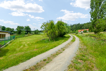 Prodej pozemku 1022 m², Radošovice