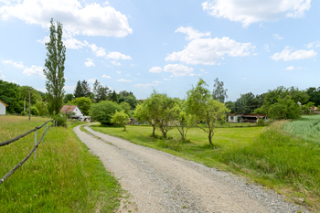 Prodej pozemku 1022 m², Radošovice