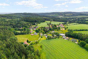 Prodej pozemku 1022 m², Radošovice