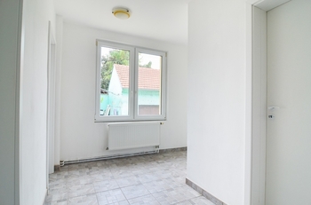 Chodba - Prodej bytu 3+1 v osobním vlastnictví 114 m², Břeclav