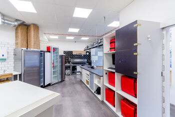 Pronájem restaurace 74 m², Hradec Králové