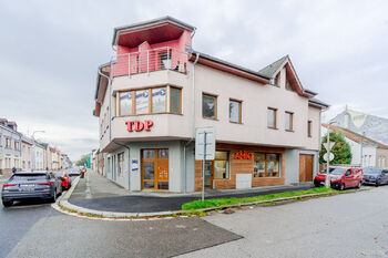 Pronájem restaurace 74 m², Hradec Králové