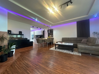 Pronájem bytu 3+kk v osobním vlastnictví 98 m², Přezletice