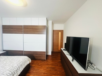 Pronájem bytu 3+kk v osobním vlastnictví 98 m², Přezletice