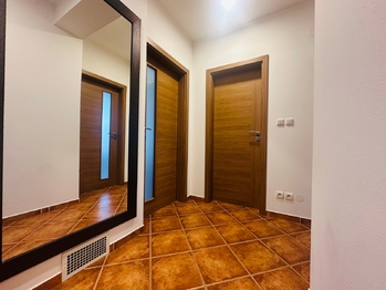 Pronájem bytu 3+kk v osobním vlastnictví 98 m², Přezletice