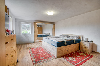 Prodej domu 250 m², Královice