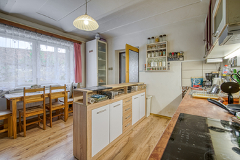 Prodej domu 250 m², Královice
