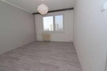 Pronájem bytu 1+1 v osobním vlastnictví 42 m², Pardubice