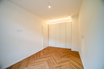 Ložnice - Pronájem bytu 2+kk v osobním vlastnictví 39 m², Praha 4 - Braník