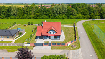 Prodej domu 180 m², Všechlapy