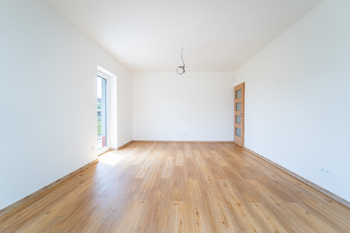 Prodej domu 180 m², Všechlapy